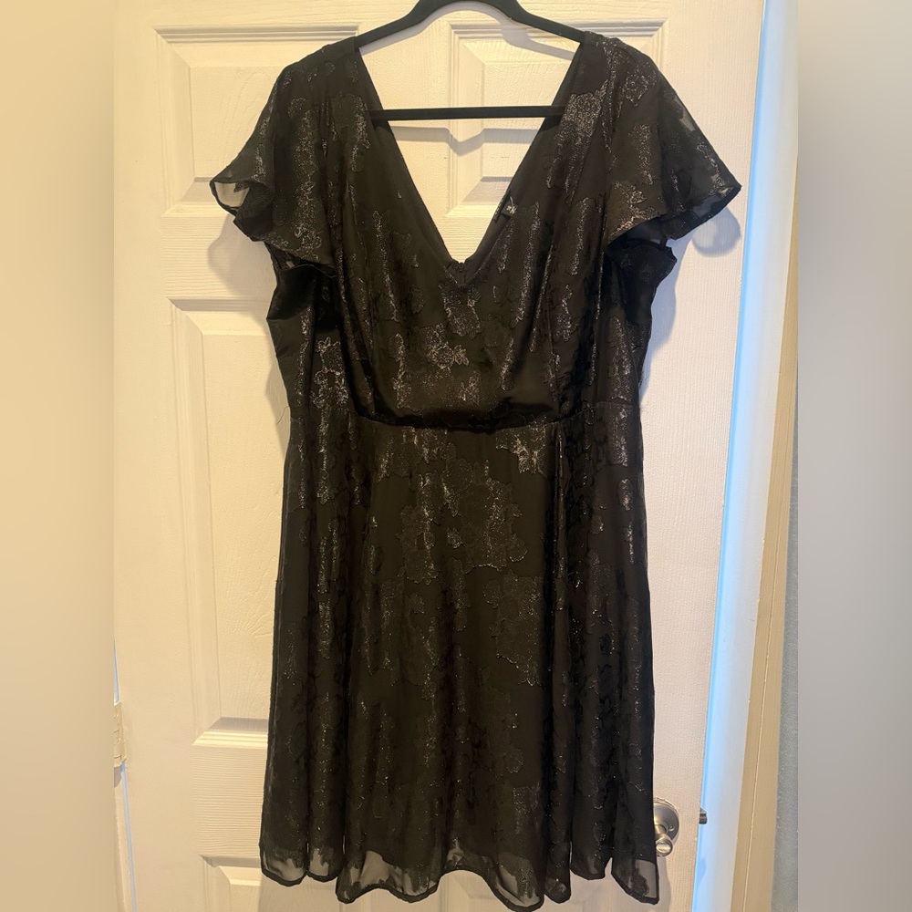 Torrid Black Floral Lace Midi Dress